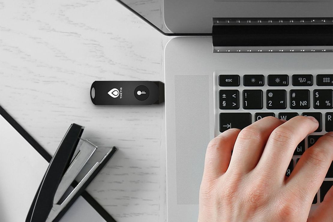 Demystifying Hardware-Level Security: The Architecture of Custom FIDO2 Keys